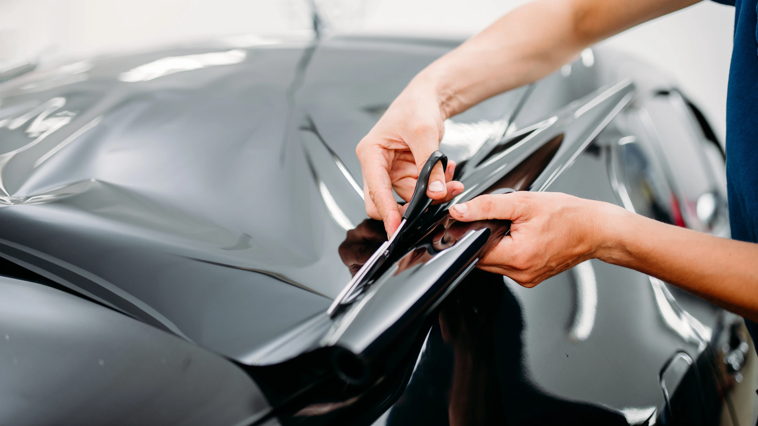 tona rutorna på bilen själv